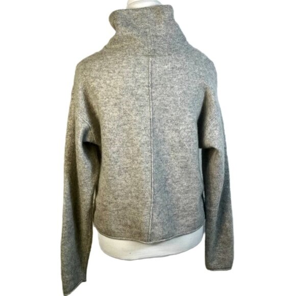 Free People Cashmere Mock Turtleneck Sweater Grey Size M Minimalist Winter - Picture 2 of 9